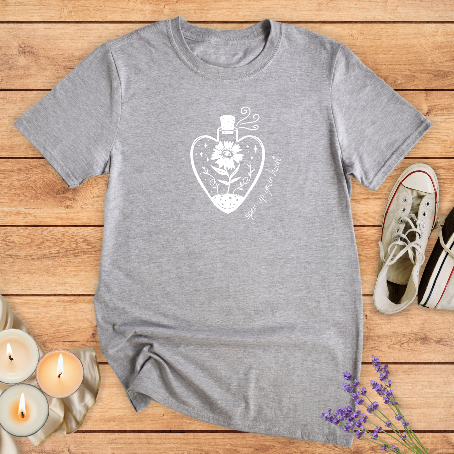 HEART T-SHIRT - T-Shirt - Vibe Culture
